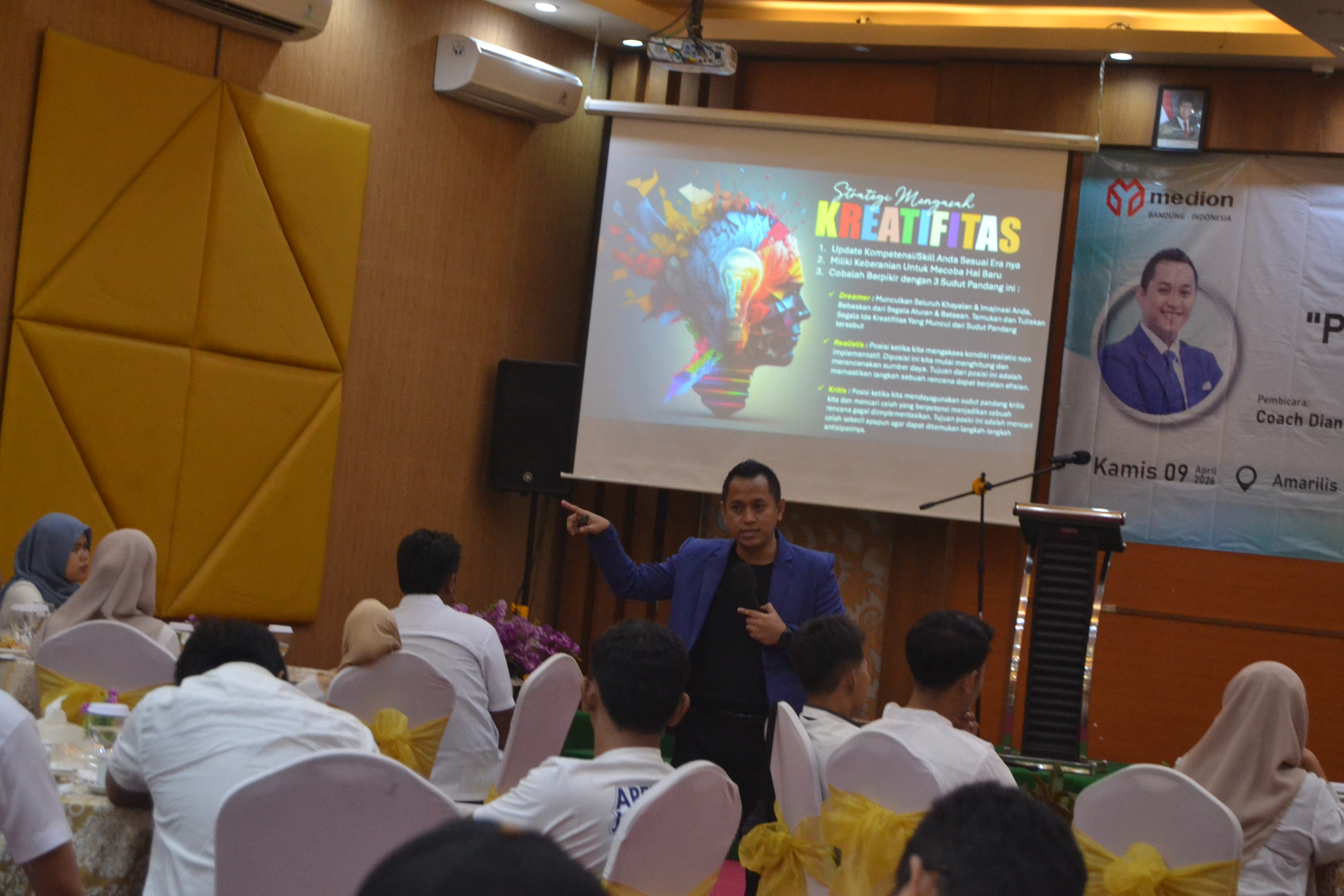 Trainer Service Excellence Pacet